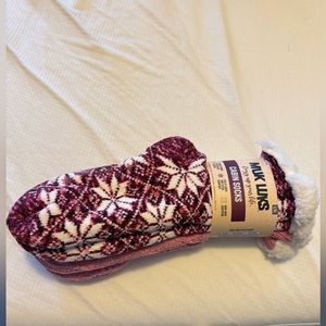 Muk Luks Cabin Socks Size Large/XL